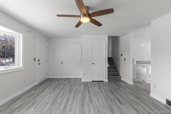 659 S Newark Ct, Aurora, CO 80012