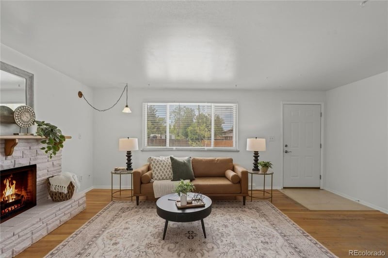 382 Zion St, Aurora, CO 80011