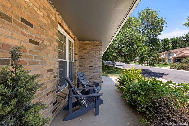 7180 Fairview Dr, Littleton, CO 80128