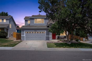 20285 E Belleview Ln, Centennial, CO 80015