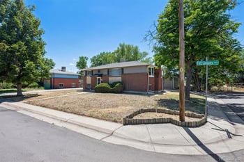 13473 Fitzsimons Way, Aurora, CO 80011
