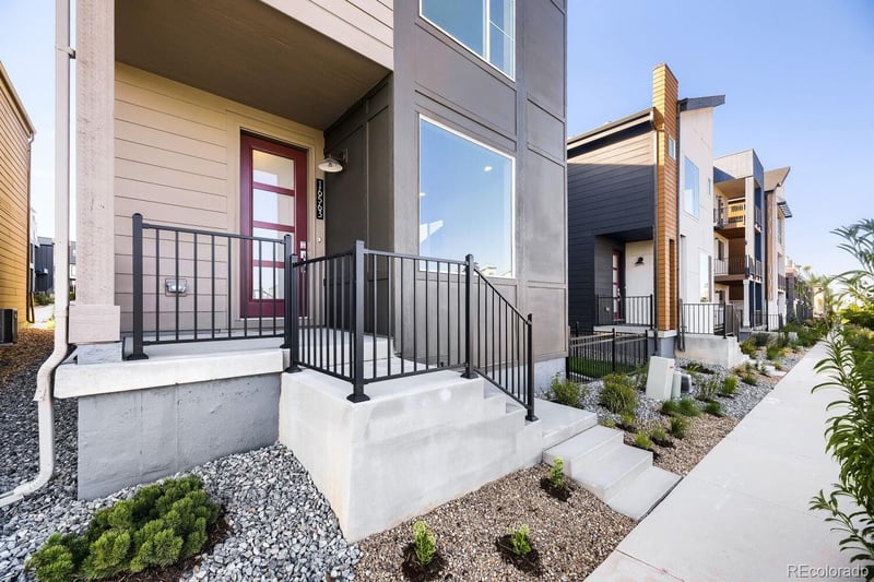 16563 Peak St, Broomfield, CO 80023