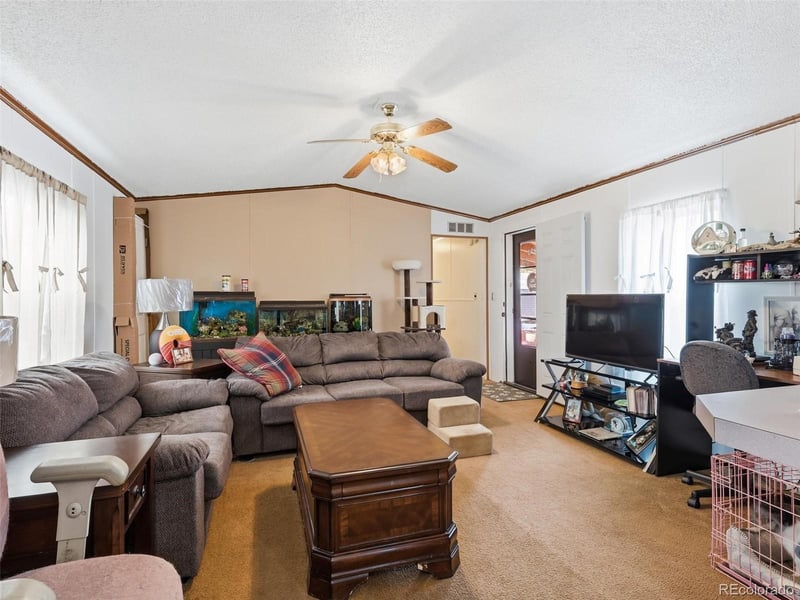 1570 Sedalia Way, Aurora, CO 80011