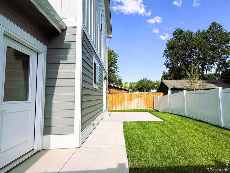 1327 4th St #100, Loveland, CO 80537