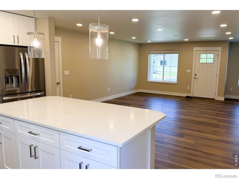 1327 4th St #100, Loveland, CO 80537