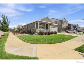 1911 Raindrop Dr, Windsor, CO 80550