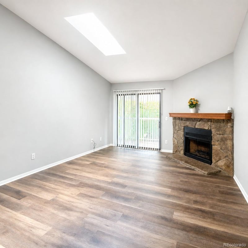 908 Walden Way #203, Aurora, CO 80017