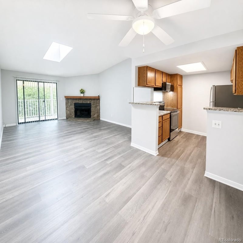 908 Walden Way #203, Aurora, CO 80017