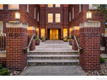 1630 N Clarkson St #302, Denver, CO 80218