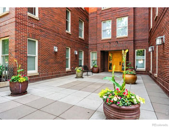 1630 N Clarkson St #302, Denver, CO 80218