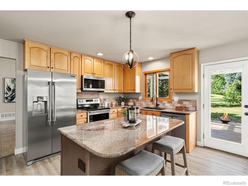919 Battsford Cir, Fort Collins, CO 80525