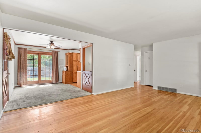 564 Moline St, Aurora, CO 80010