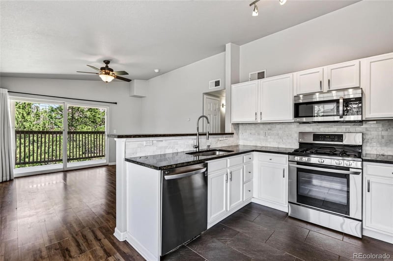 9992 Idaho Cir #201, Aurora, CO 80247