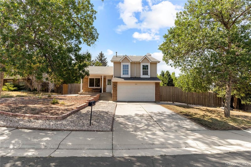 16114 Iowa Ave, Aurora, CO 80017