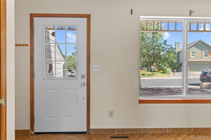 16114 Iowa Ave, Aurora, CO 80017