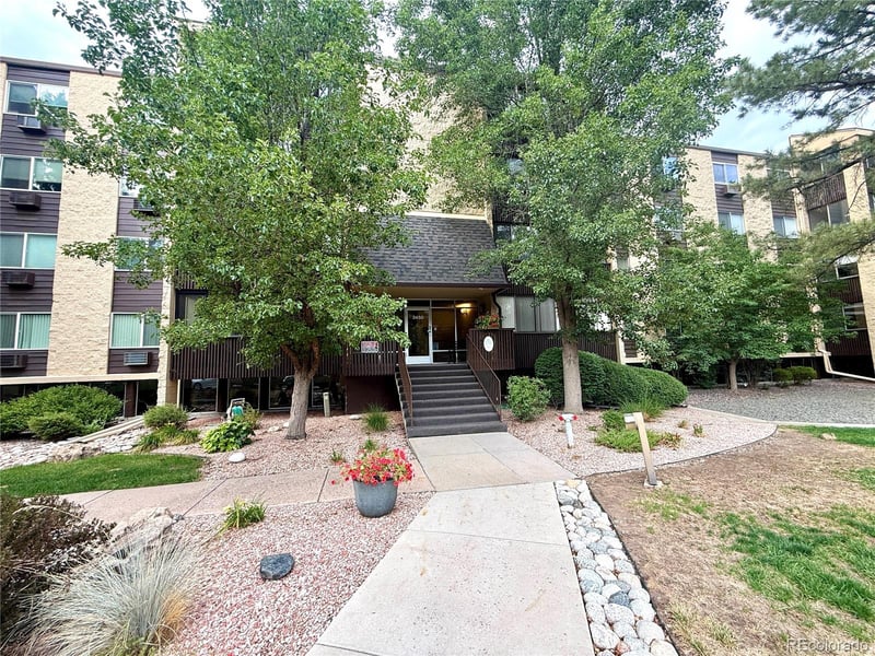 3450 Poplar #403, Denver, CO 80224