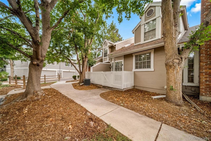 2874 Long Dr #B, Littleton, CO 80120