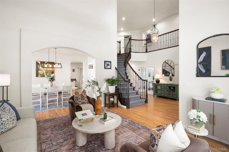 10182 Knoll Cir, Littleton, CO 80130