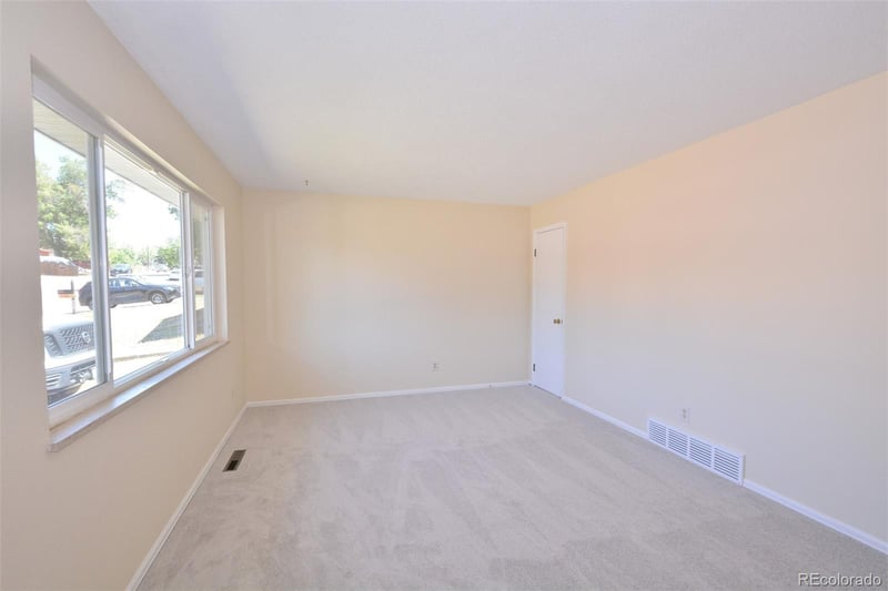 2111 Kodiak Dr, Colorado Springs, CO 80910