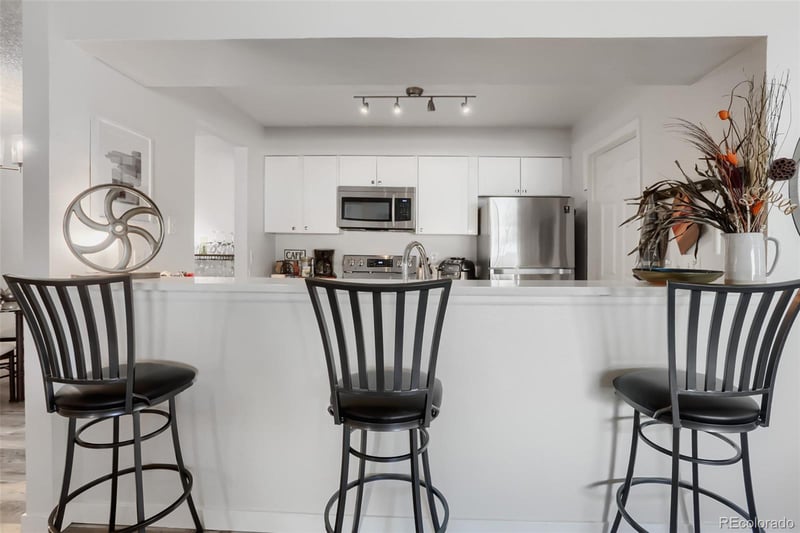 12093 W Cross Dr #107, Littleton, CO 80127