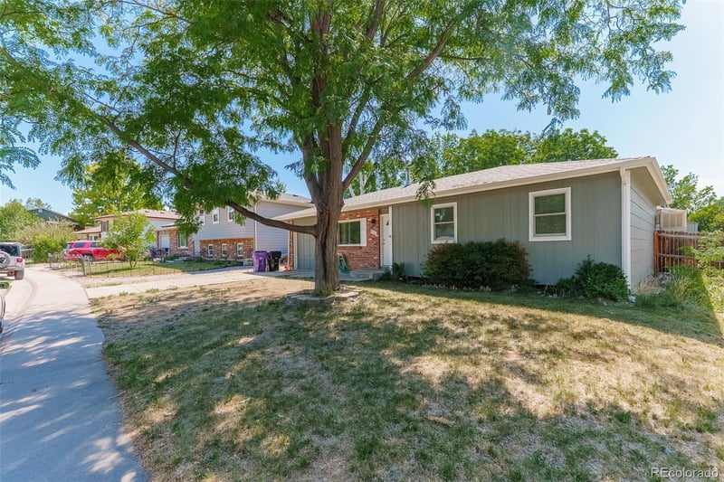 4551 Holland St, Littleton, CO 80123