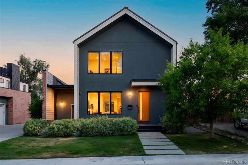 2234 W Parkhill Ave, Littleton, CO 80120