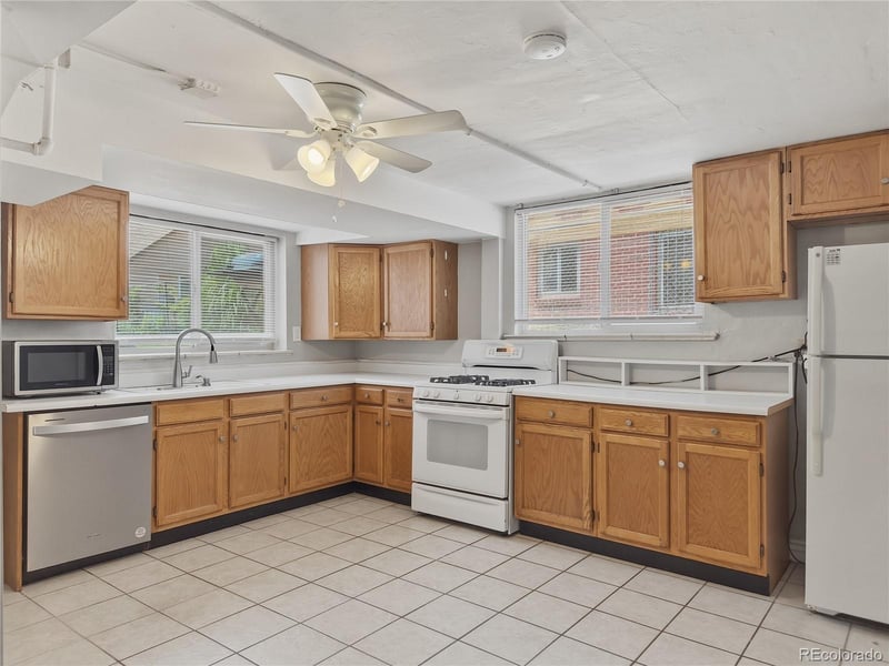 2936 42nd Ave #B, Denver, CO 80211