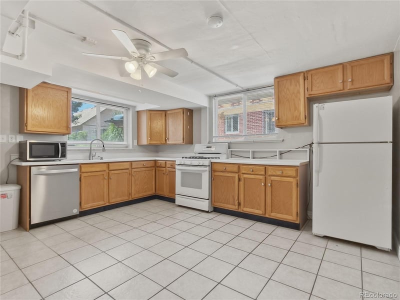 2936 42nd Ave #B, Denver, CO 80211