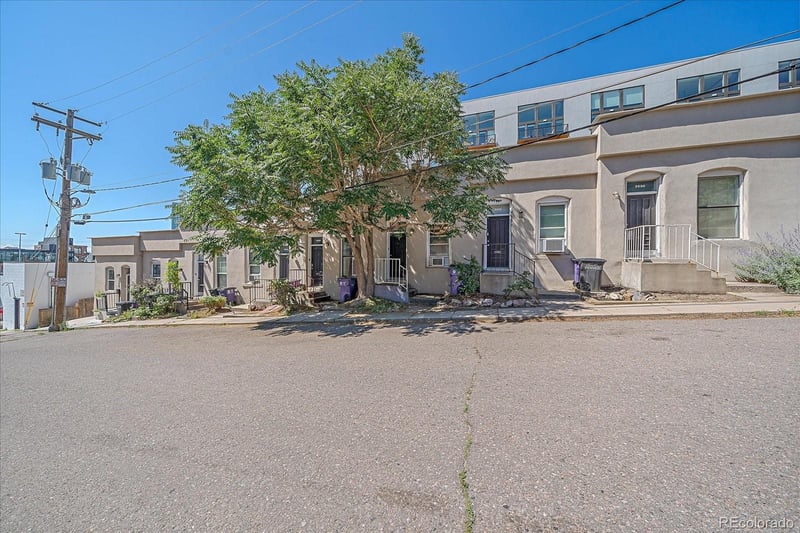2524 Kensing Ct, Denver, CO 80211