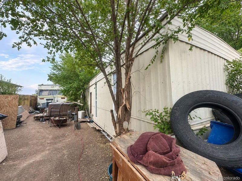 364 Walton Dr, Pueblo, CO 81007