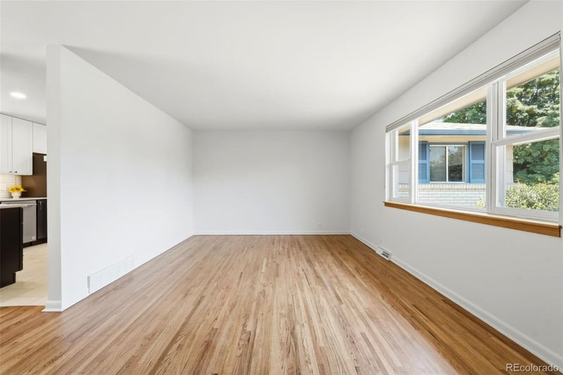 977 Johnson St, Lakewood, CO 80226