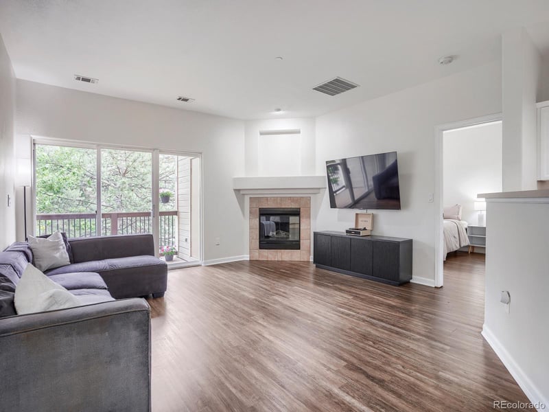 7429 S Alkire St #204, Littleton, CO 80127