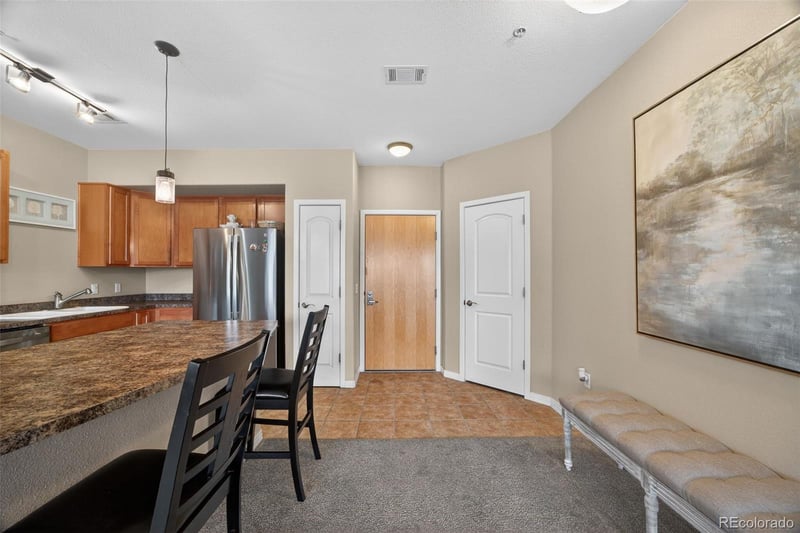 10184 Park Meadows Dr #1205, Lone Tree, CO 80124