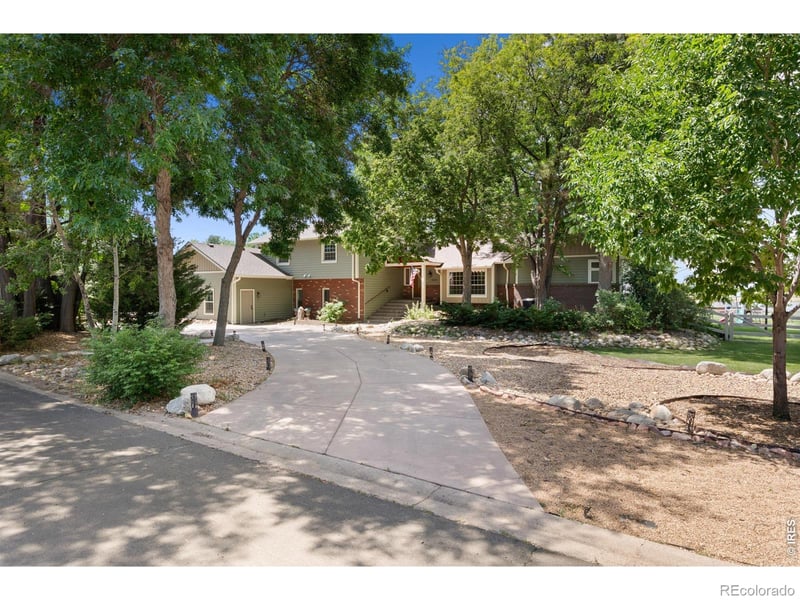 3213 Grand View Dr, Greeley, CO 80631