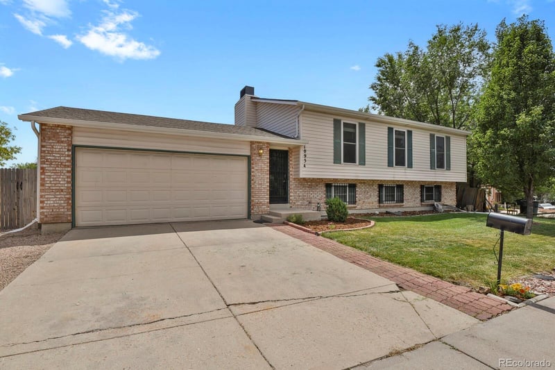 10934 Birch Dr, Thornton, CO 80233