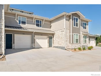 330 High Point Dr #B105, Longmont, CO 80504