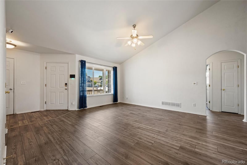8611 18th St, Greeley, CO 80634