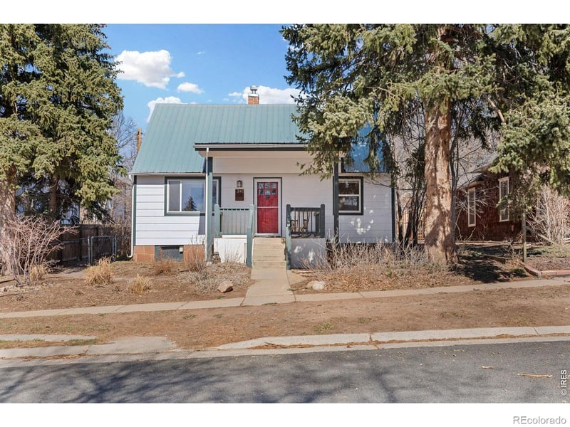 240 Main St, Lyons, CO 80540