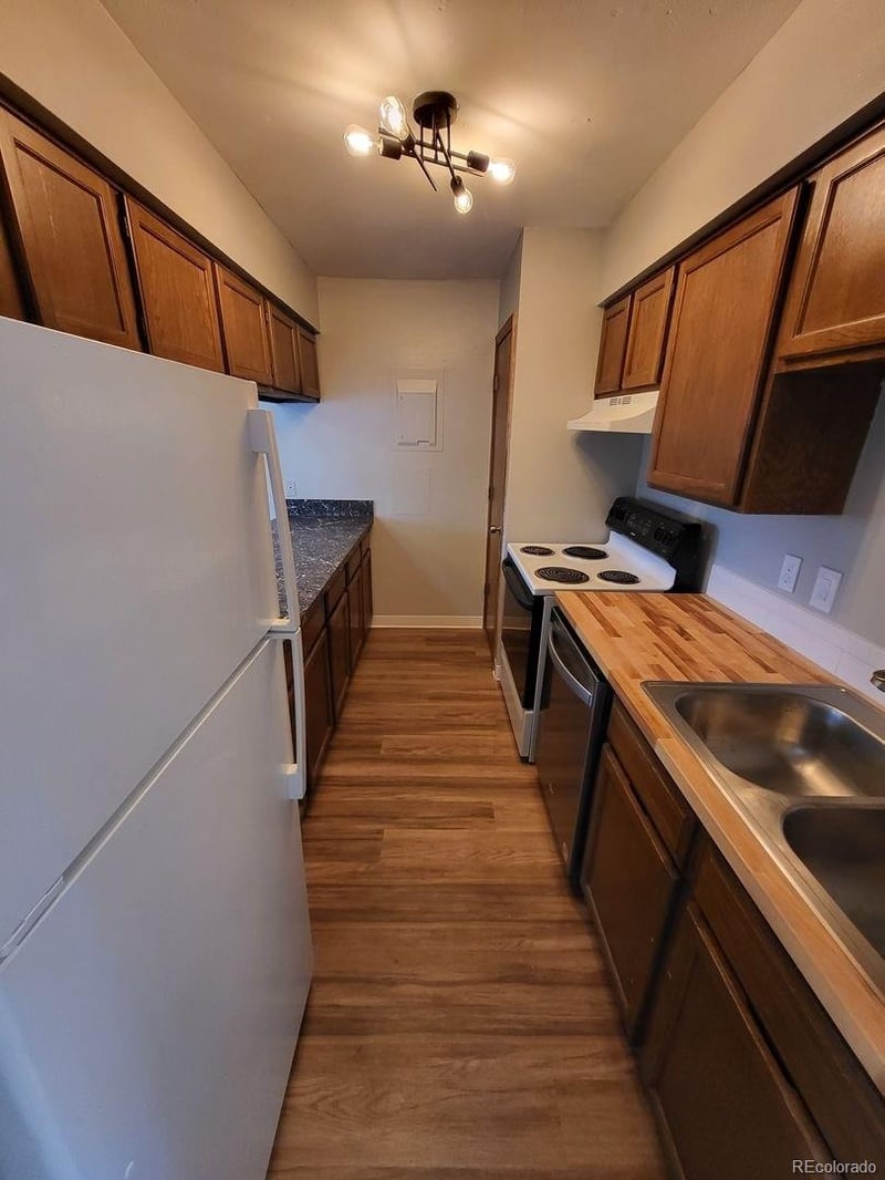210 Ingalls St #6, Denver, CO 80226