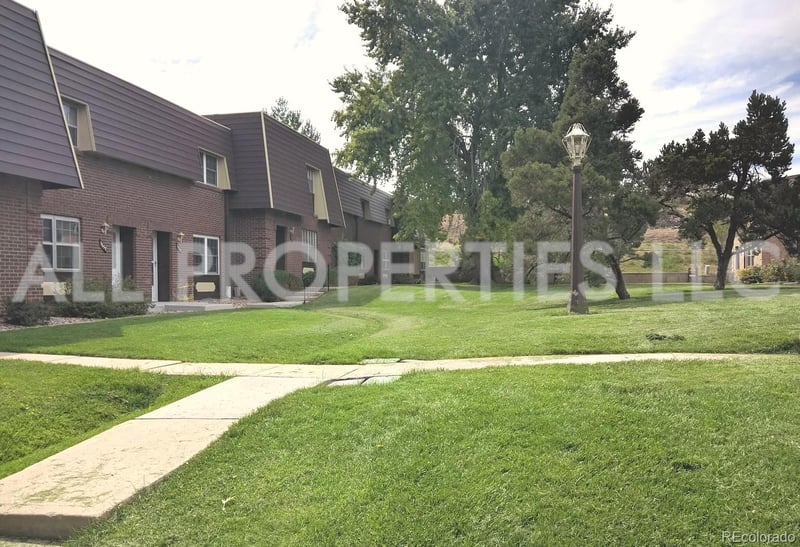 5661 Lowell Blvd, Littleton, CO 80123