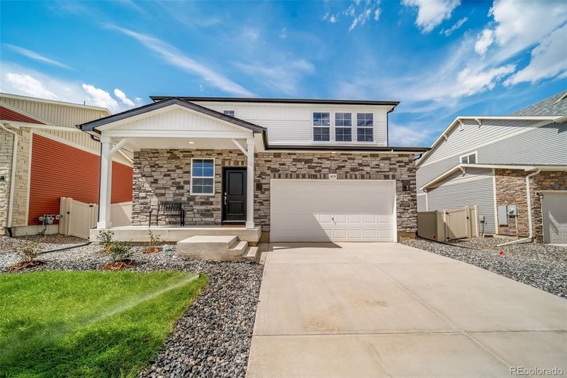 3674 Crestwood Ln, Johnstown, CO 80534
