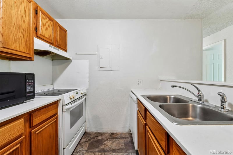 707 W 96th Ave #18, Thornton, CO 80260