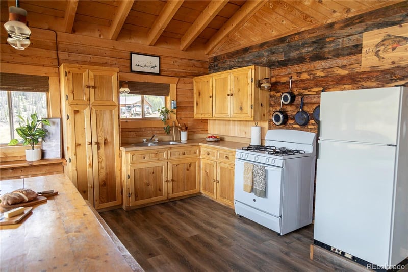1001 Cr 17 , Lake City, CO 81235