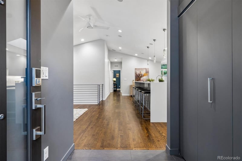 2729 Washington St, Englewood, CO 80113