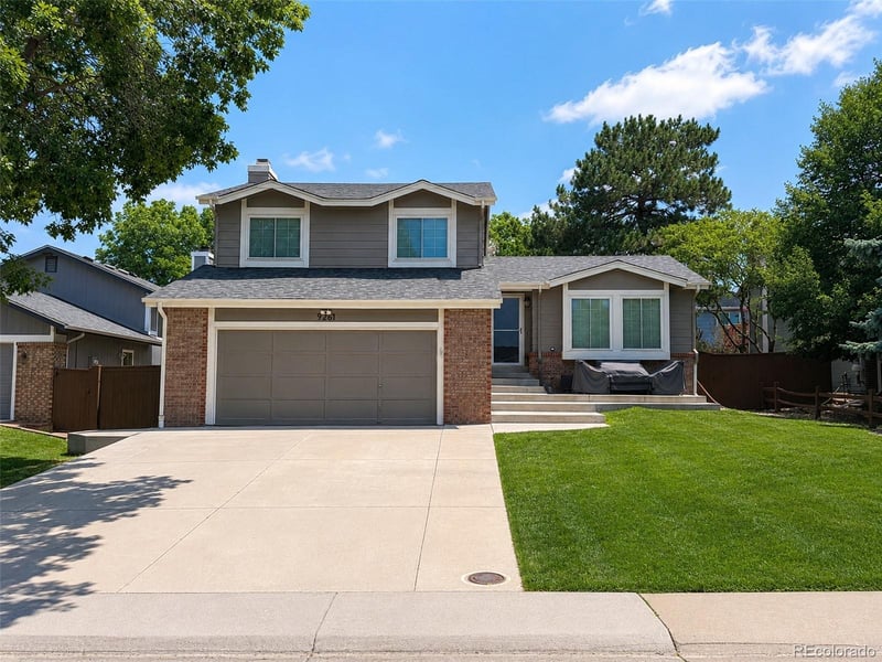9261 Stargrass Cir, Littleton, CO 80126