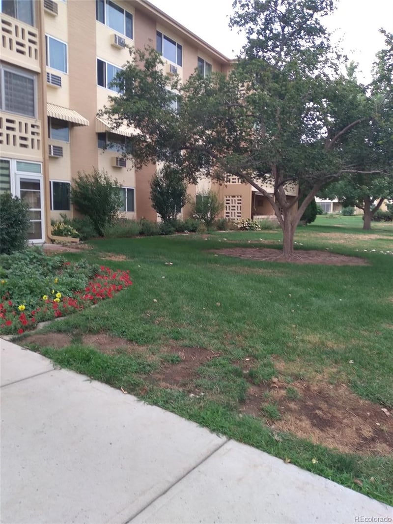 620 S Alton Way #1A, Denver, CO 80247