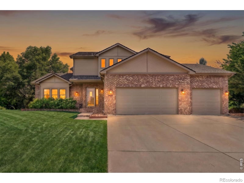 2413 Willow Ln, Longmont, CO 80503