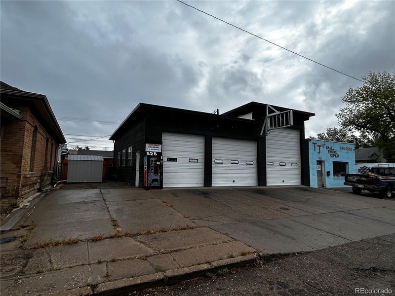 525 7th St, Pueblo, CO 81003