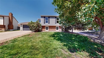 113 Madison Dr, Bennett, CO 80102