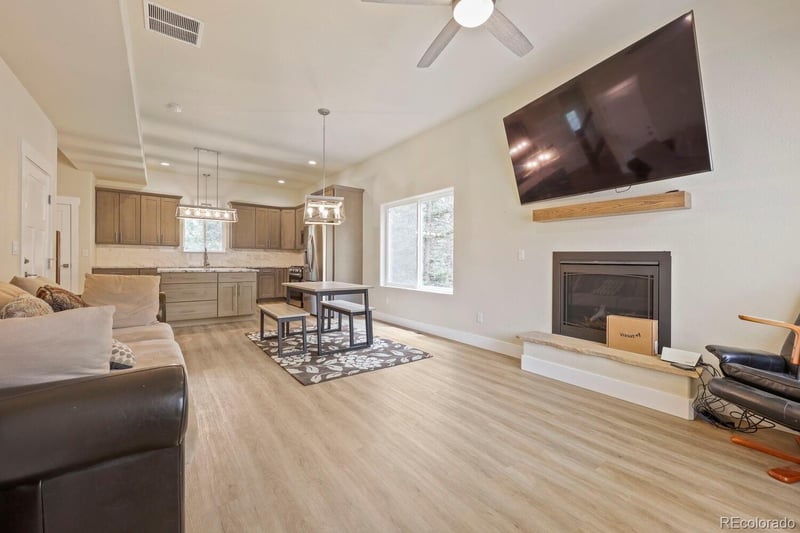 1897 Mountain Estates Rd, Florissant, CO 80816